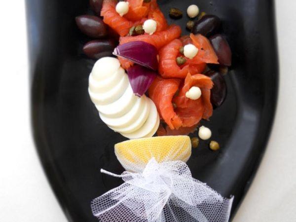 Marshal Garden Hotel Bucharest Exterior photo Salmon and egg salad